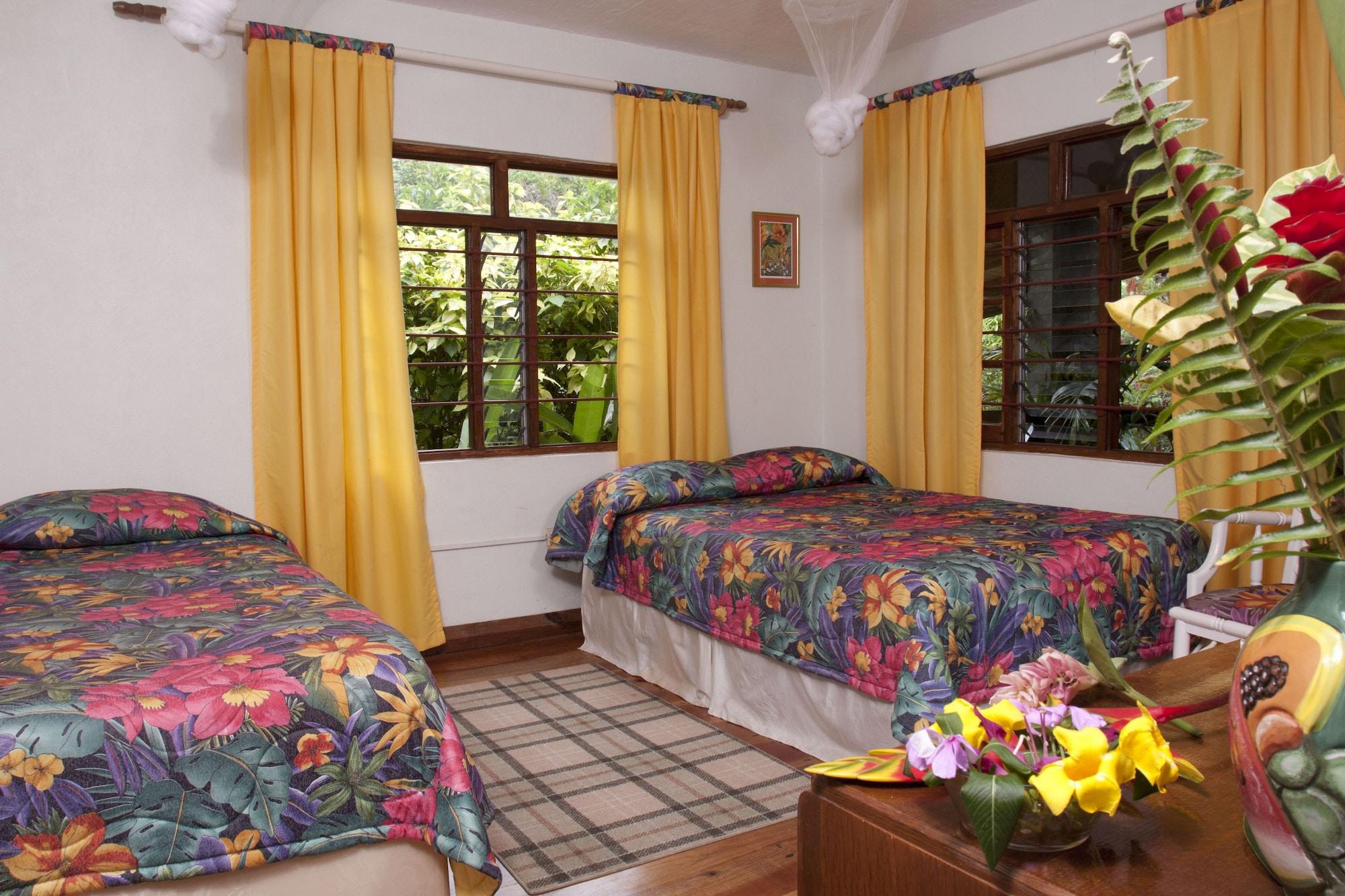 Forres Park Hotel Кингстън Екстериор снимка
