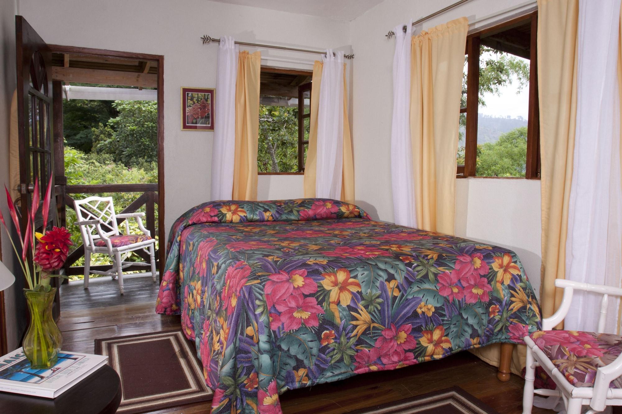Forres Park Hotel Кингстън Екстериор снимка