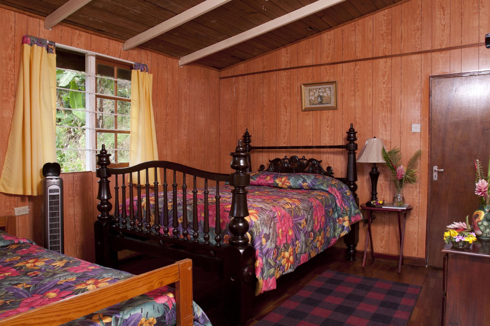 Forres Park Hotel Кингстън Екстериор снимка