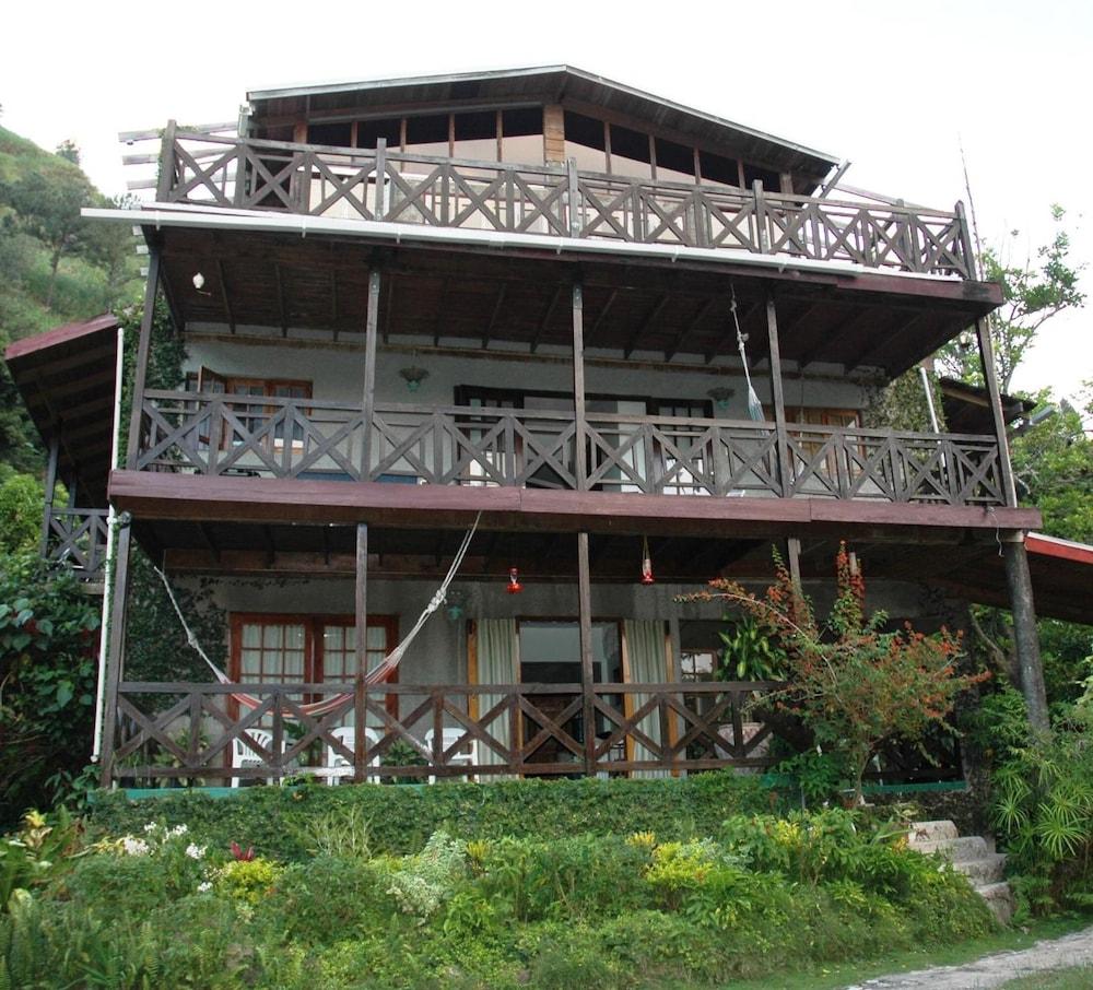 Forres Park Hotel Кингстън Екстериор снимка