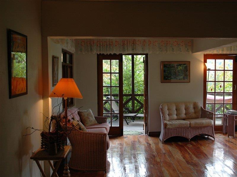 Forres Park Hotel Кингстън Екстериор снимка