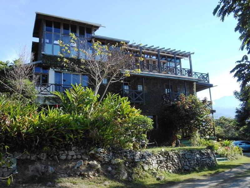 Forres Park Hotel Кингстън Екстериор снимка